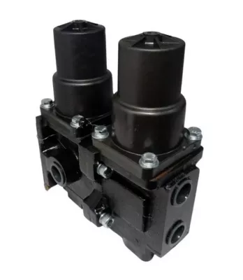 Блок гидрораспределителей 6520 в сборе 6520-8607200