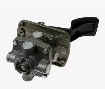 Главный тормозной кран с педалью Н-О 100.3514108-10-012