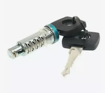 Личинка замка двери с 2-мя ключами А6707600205 а/м Камаз 5490/МВ Axor/Actros/Sprinter 204.121