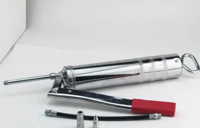 Шприц рычажно-плунжерный 0,5л большой D-G0512