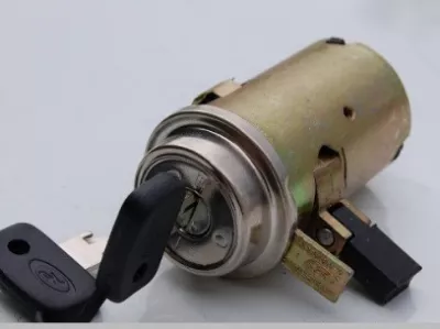 Замок зажигания с противоугонкой 2101-3704000